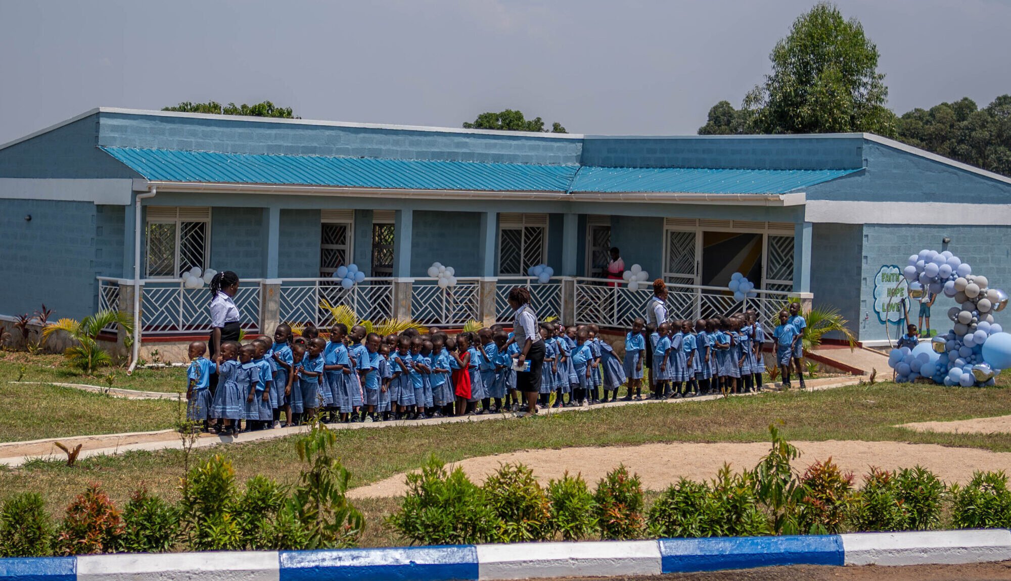 Der blaue Kindergarten in Mityana