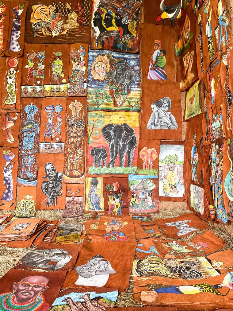 Bemalter Rindenstoff, regionales Kunsthandwerk